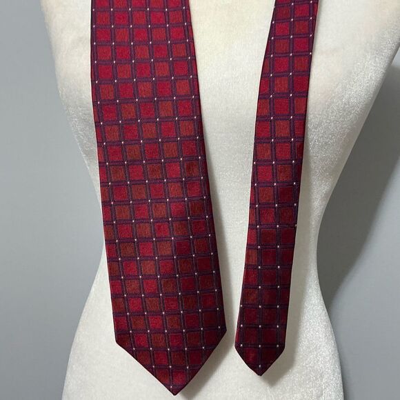 BROOKS BROTHERS 346 Men's Red/Blue/Silver Silk Necktie USA Designer Geometric - Picture 2 of 4